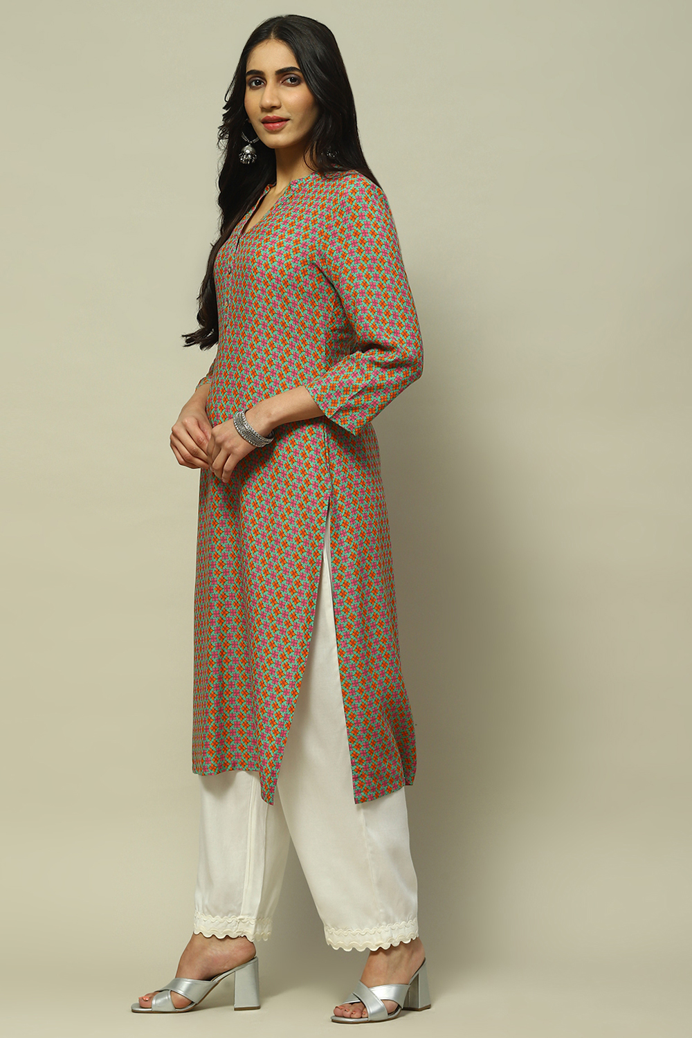 Green Rayon Staight Kurta image number 2