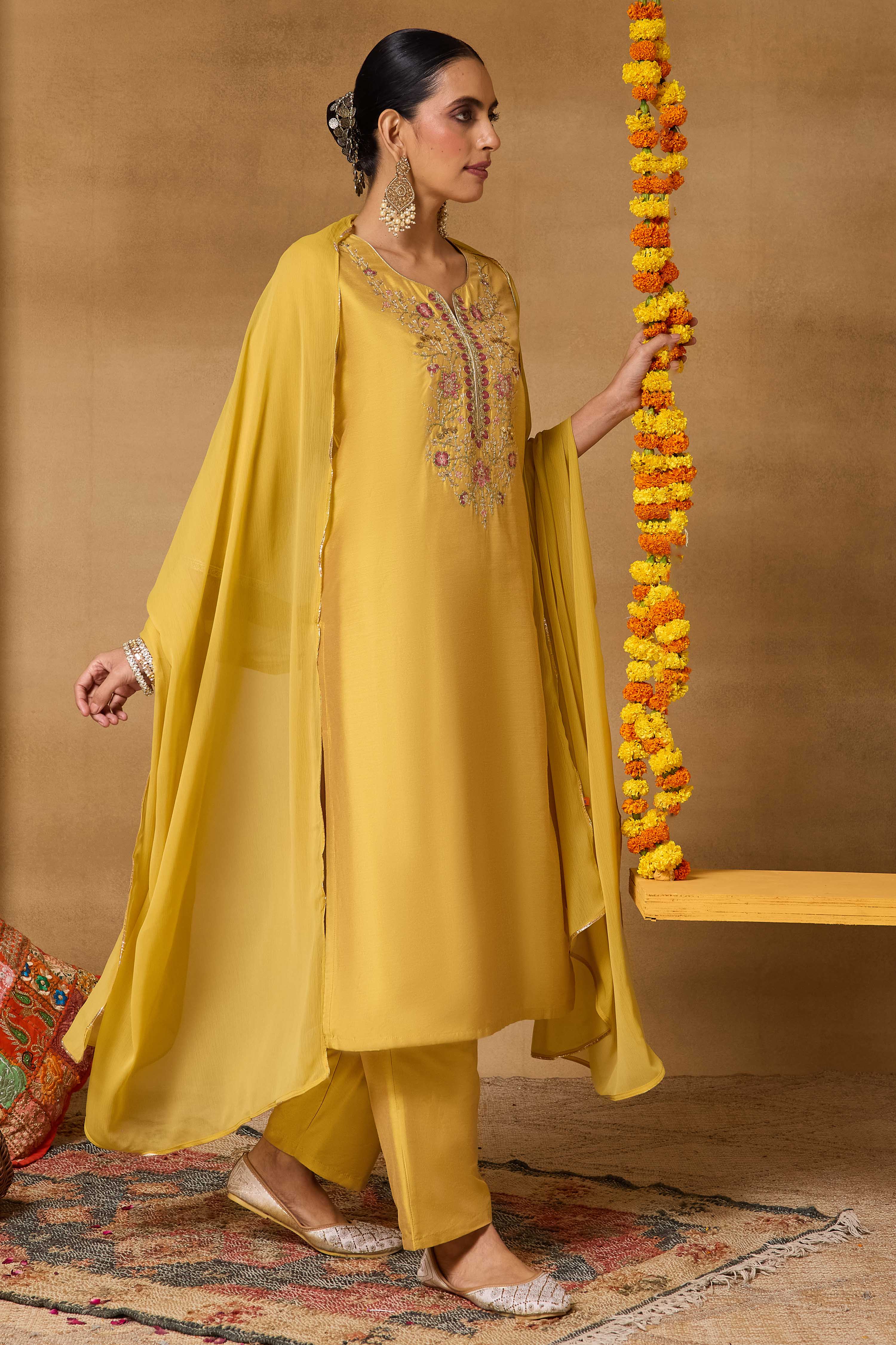 Yellow Viscose Blend Straight Solid Suit Set image number 6