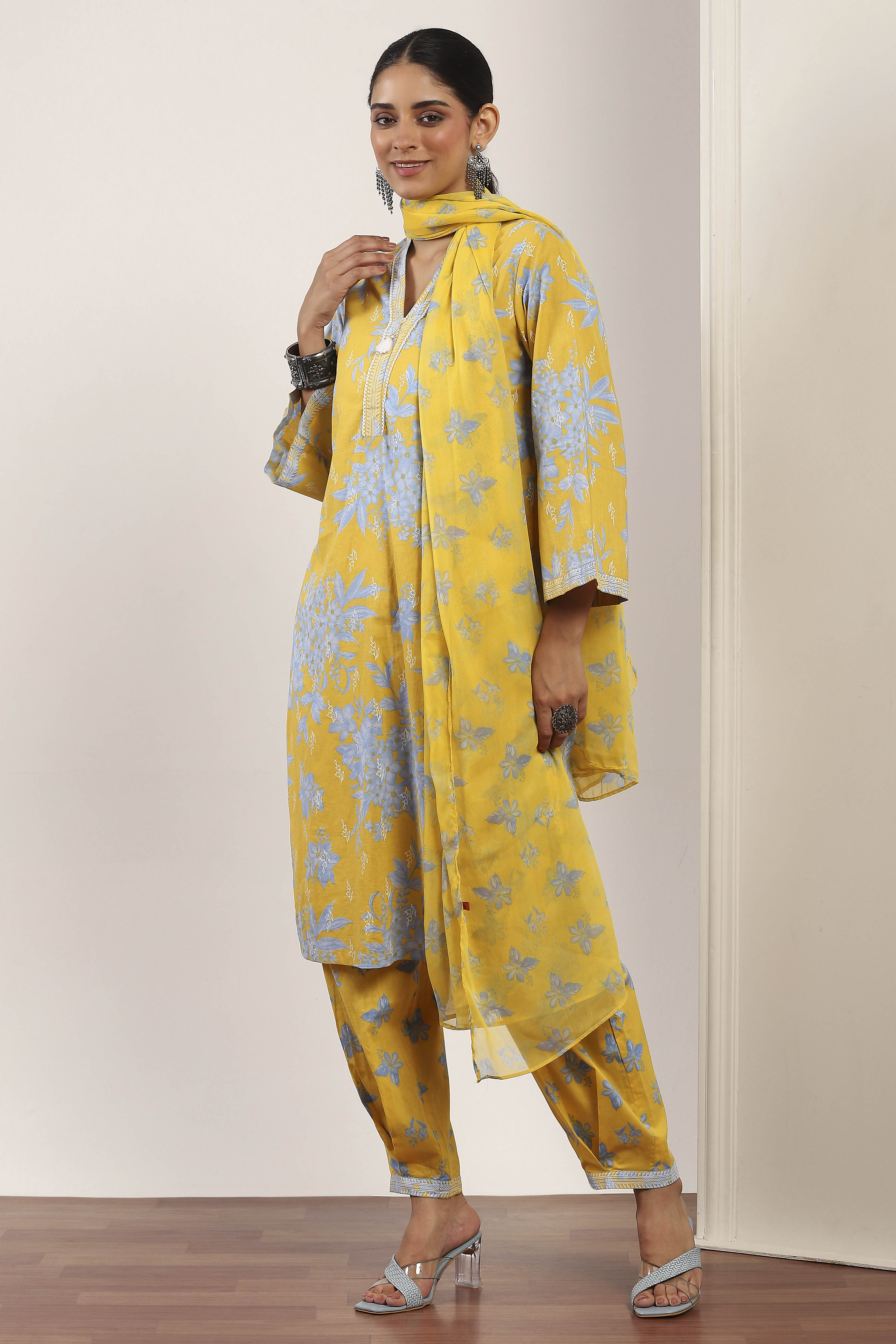Pink Cotton Straight Suit Sets image number 3