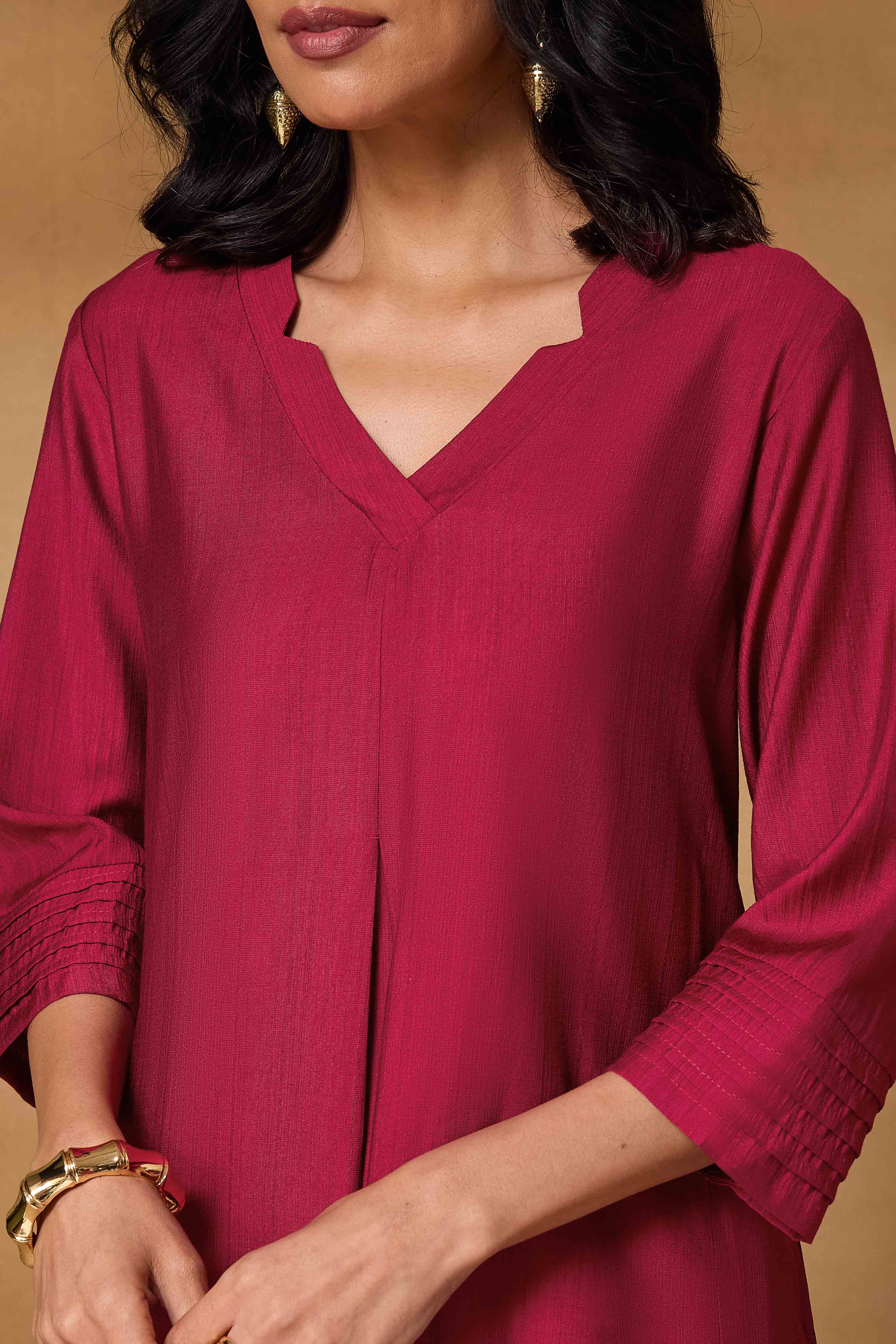 Fuschia Viscose Blend Straight Solid Kurta image number 1